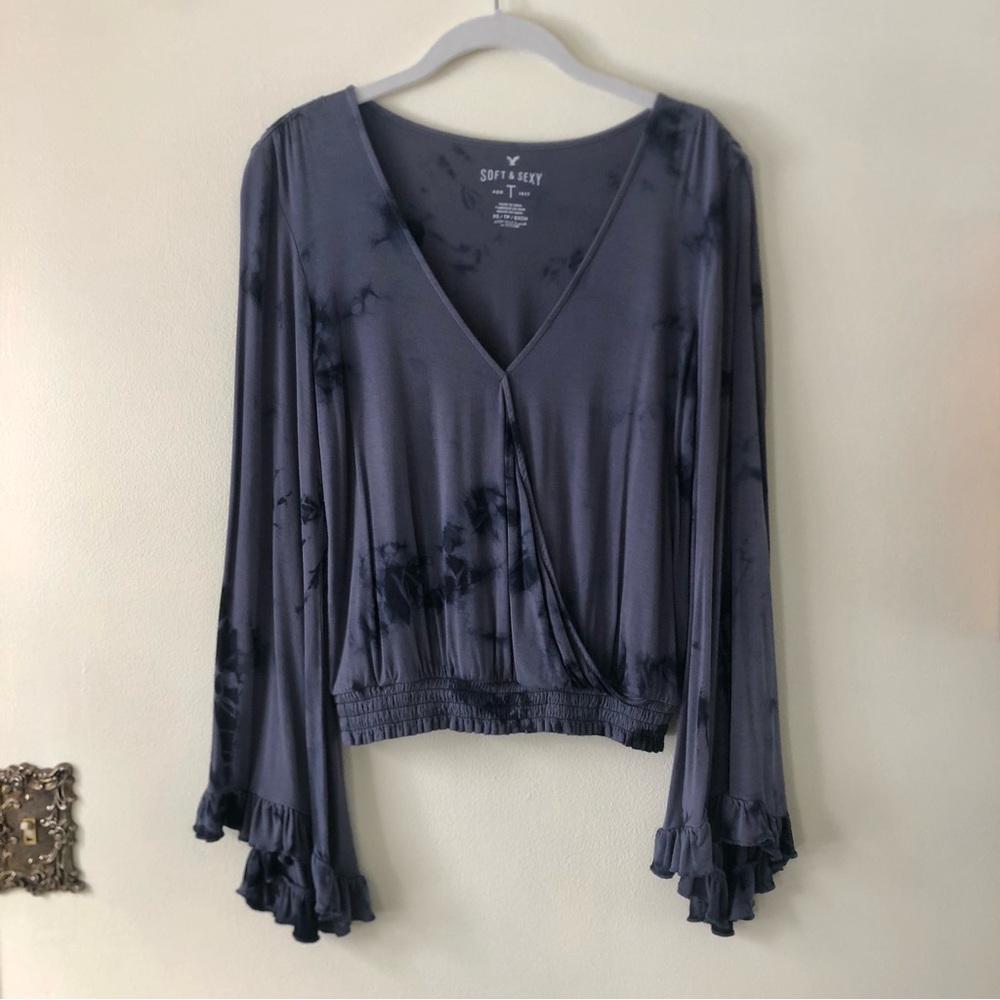American Eagle • tie dye long sleeve blouse